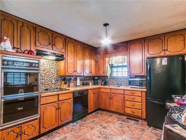 3236 Northwest 40th Street - Photo 3 of 20