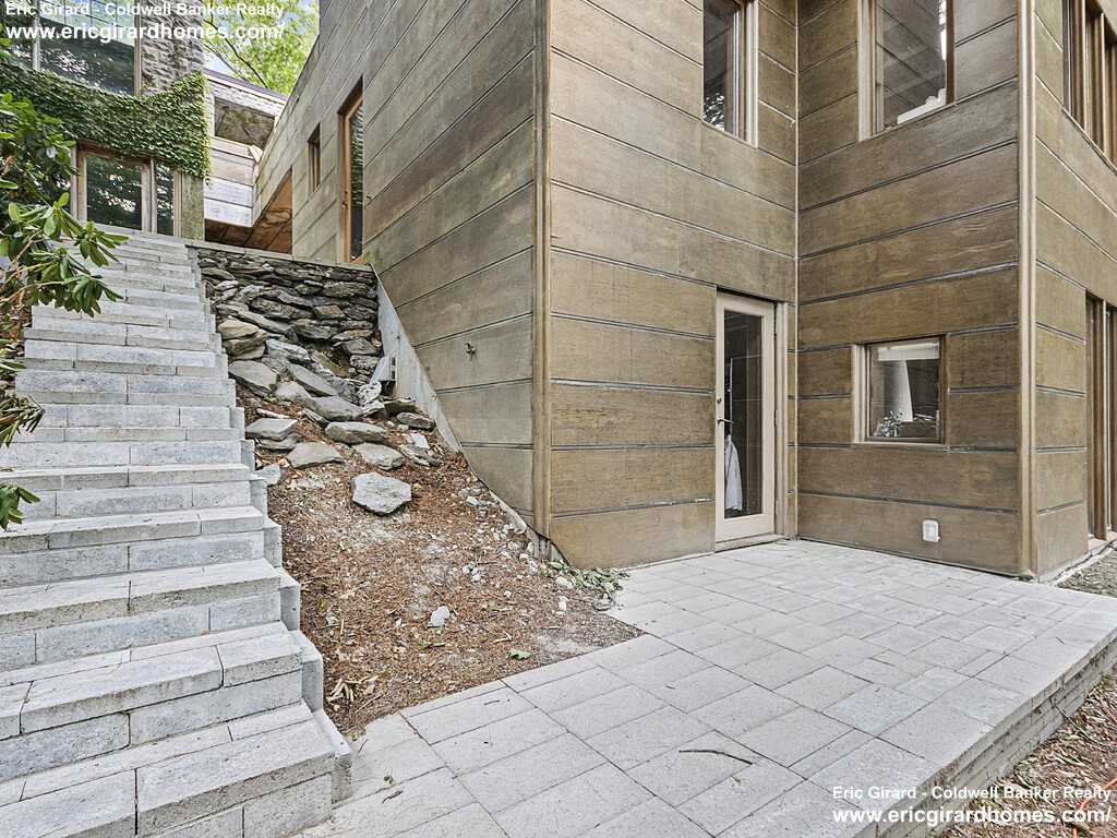 170 Rawson Rd #2 - Photo 5 of 8