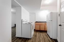 32 Glen Long Avenue - Photo 3 of 15