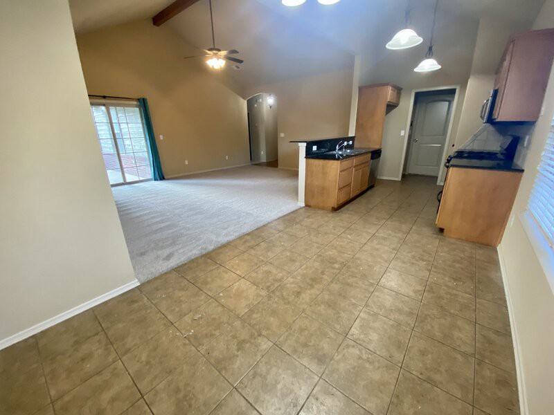 18617 E 48th Pl - Photo 3 of 21