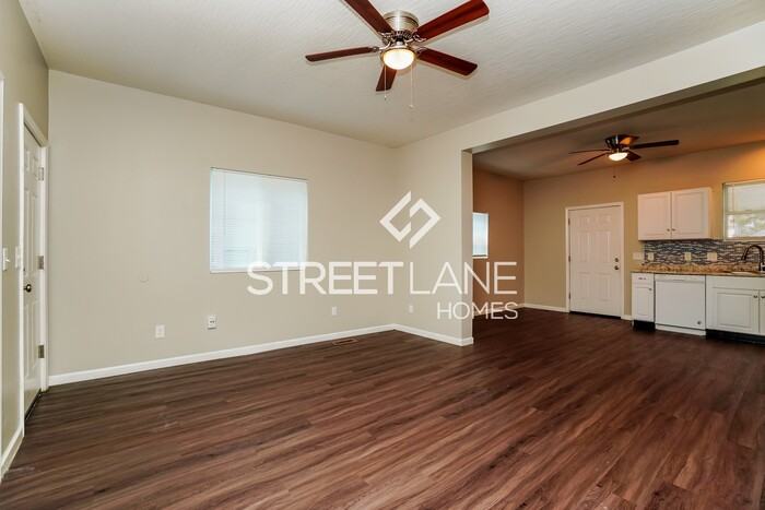 343 S Warren Ave - Photo 3 of 15