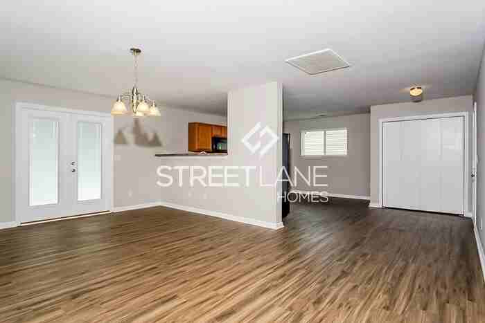 344 Mertle Dr Ne - Photo 3 of 15