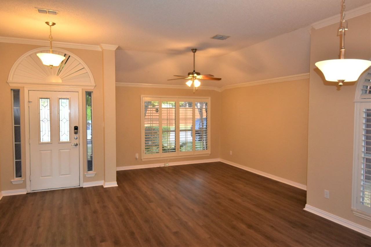 5416 Lexington Pl - Photo 2 of 14