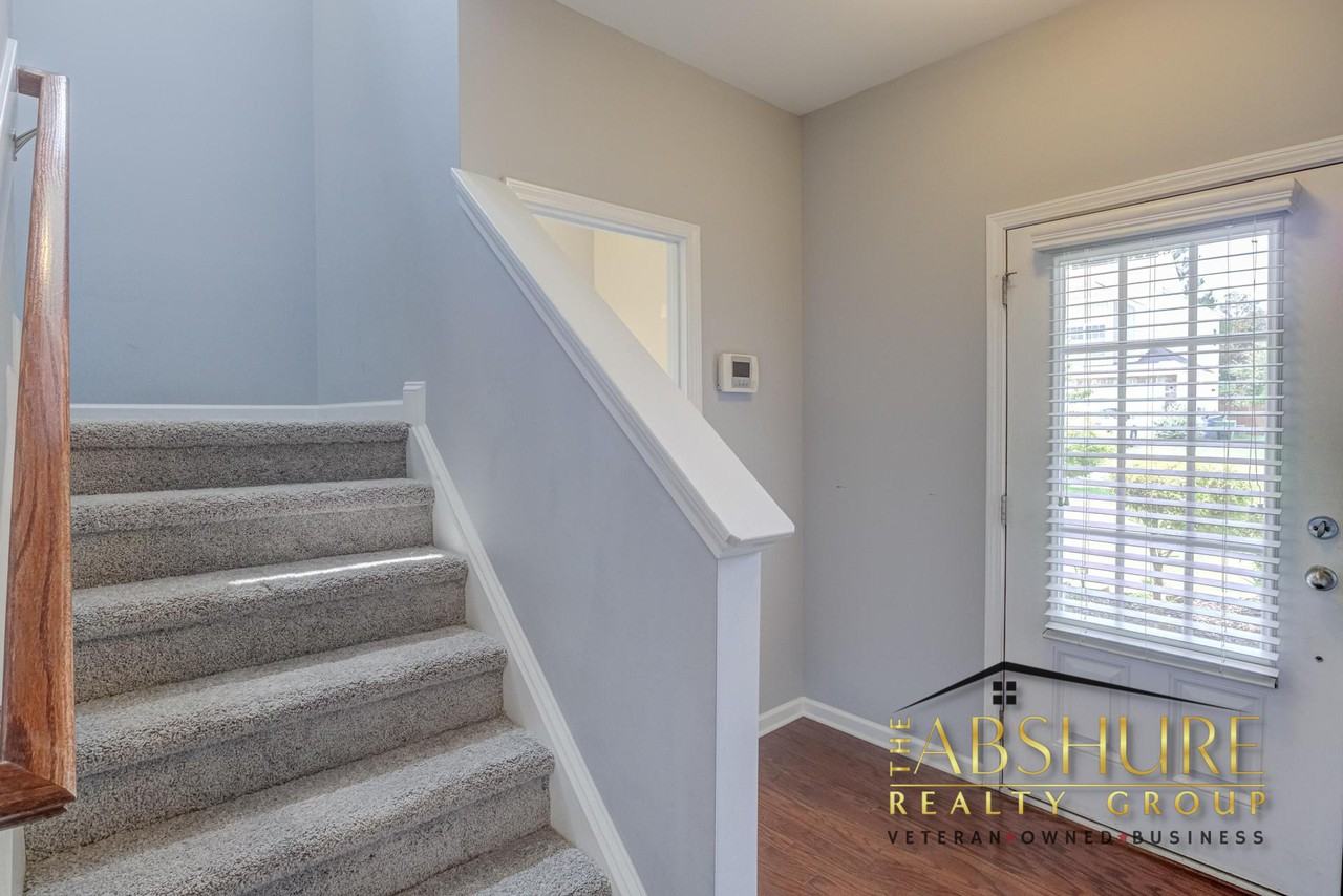 535 Smithridge Way #1 - Photo 5 of 30