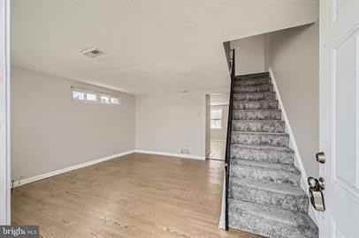 2801 Hinsdale Dr - Photo 3 of 22