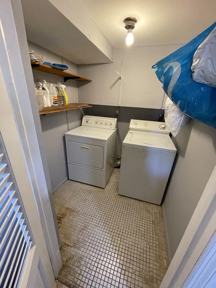 718 W Camplain Rd #1stFLWHITE - Photo 4 of 4