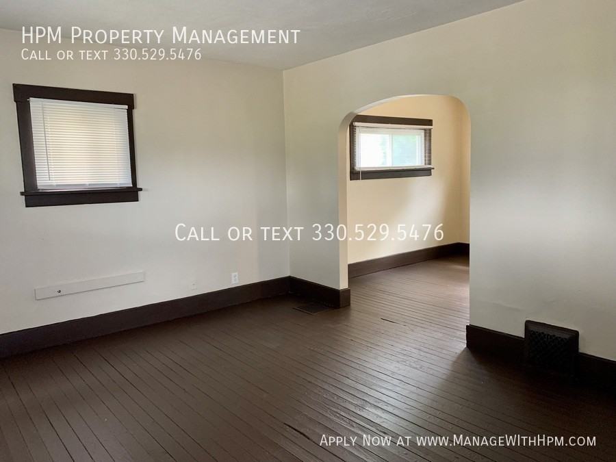 1714 Clark Ave Sw - Photo 3 of 14