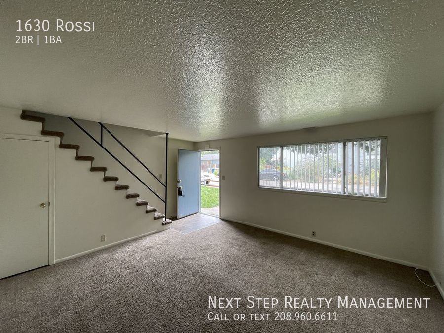 1630 W Rossi St - Photo 2 of 11