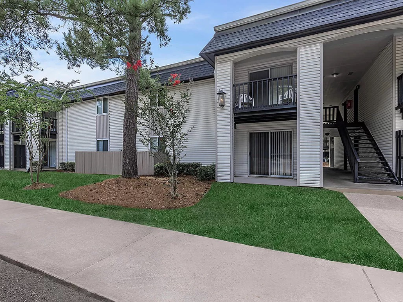 557 Azalea Rd #660 - Photo 2 of 11