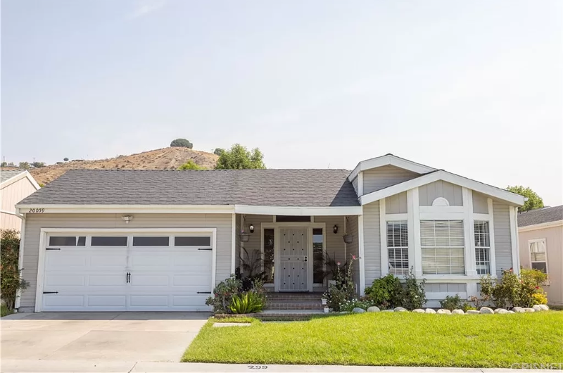 20059 Canyon View Dr - Photo 2 of 23