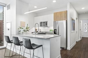 featured image of 313 W Wolf Point Plz #2-2-5