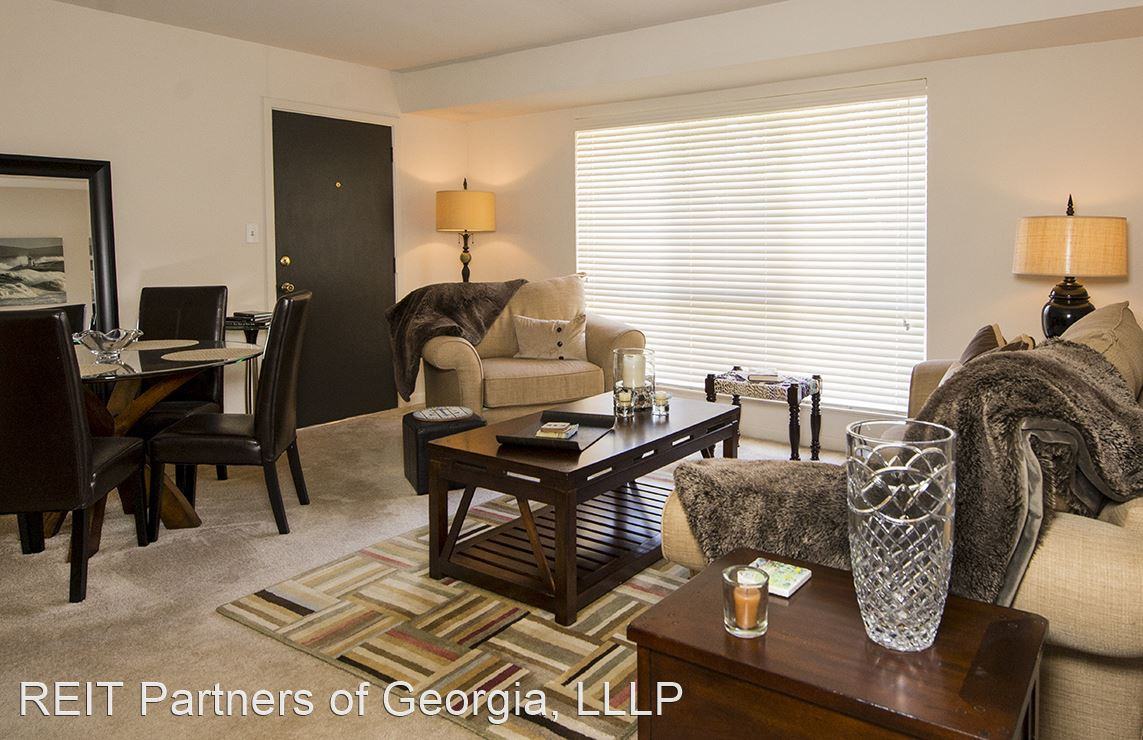 1526 Dresden Drive NE - Photo 3 of 14