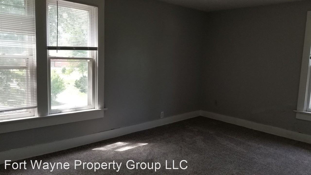 1819 Antoinette St - Photo 3 of 7