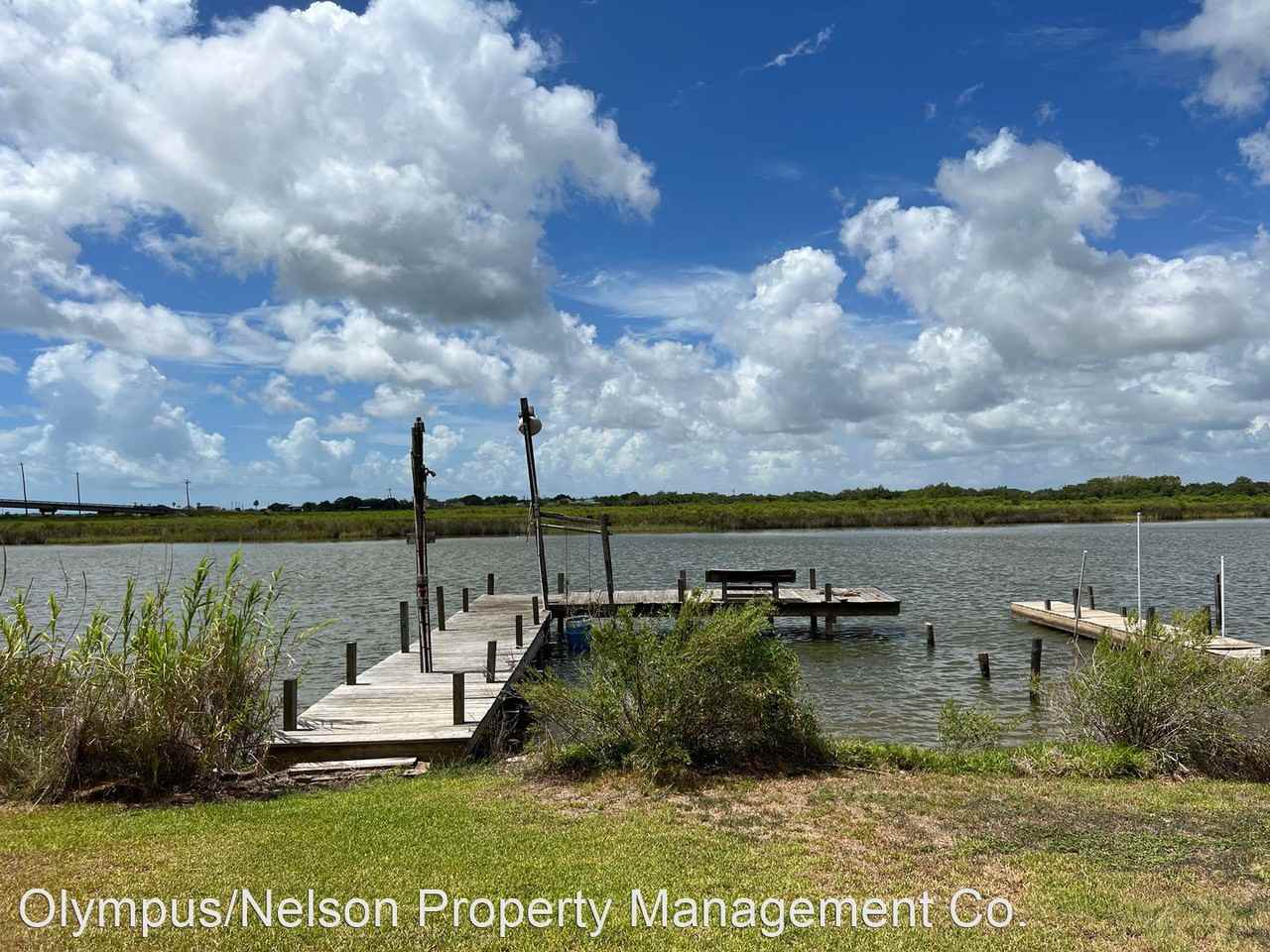 327 Veselka Rd - Photo 2 of 13