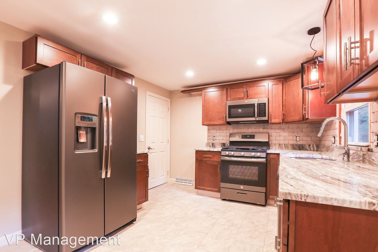 32 Maryland St - Photo 3 of 14