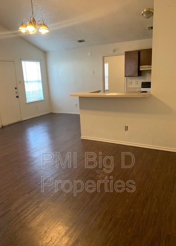 7479 Tiffany Meadows Ln - Photo 2 of 13