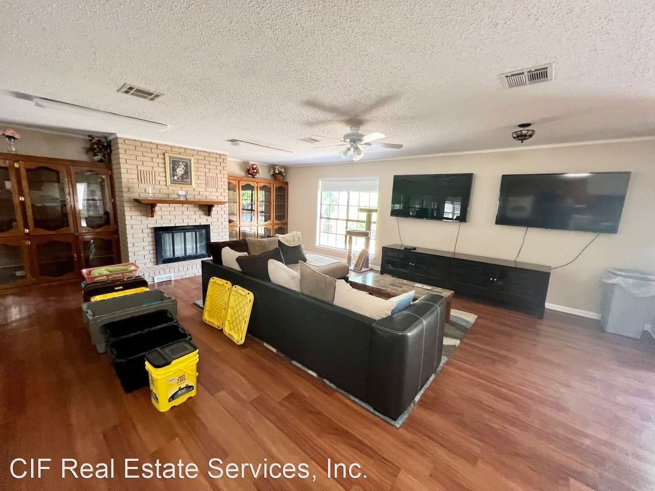 1189 W Elm Mott Dr - Photo 3 of 16