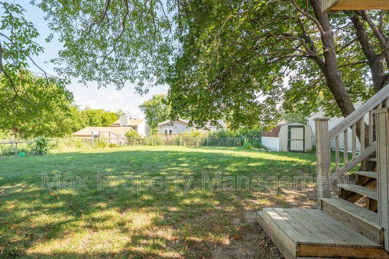 5315 Merced St - Photo 3 of 20