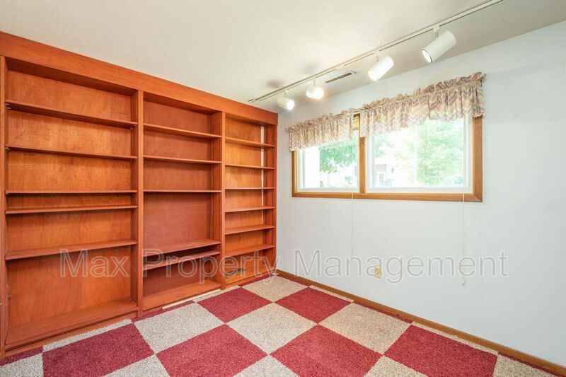 5315 Merced St - Photo 6 of 20