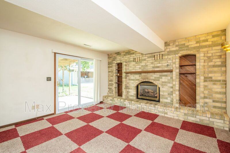 5315 Merced St - Photo 7 of 20