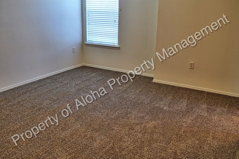 1035 W Pine Ave #4 - Photo 6 of 14