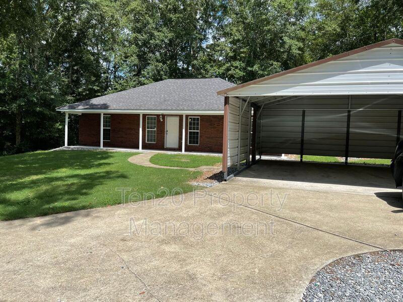 4508 Auburn Rd #D - Photo 2 of 30