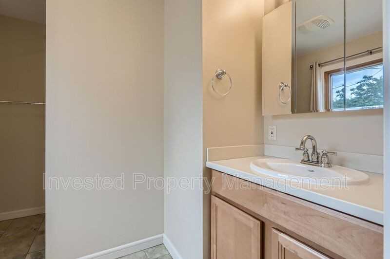 3580 S Marion St #A - Photo 6 of 10