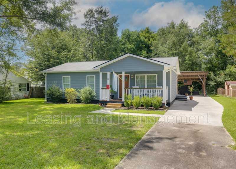 62 Anita Dr - Photo 2 of 22