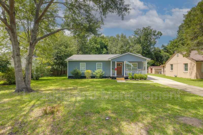 62 Anita Dr - Photo 3 of 22