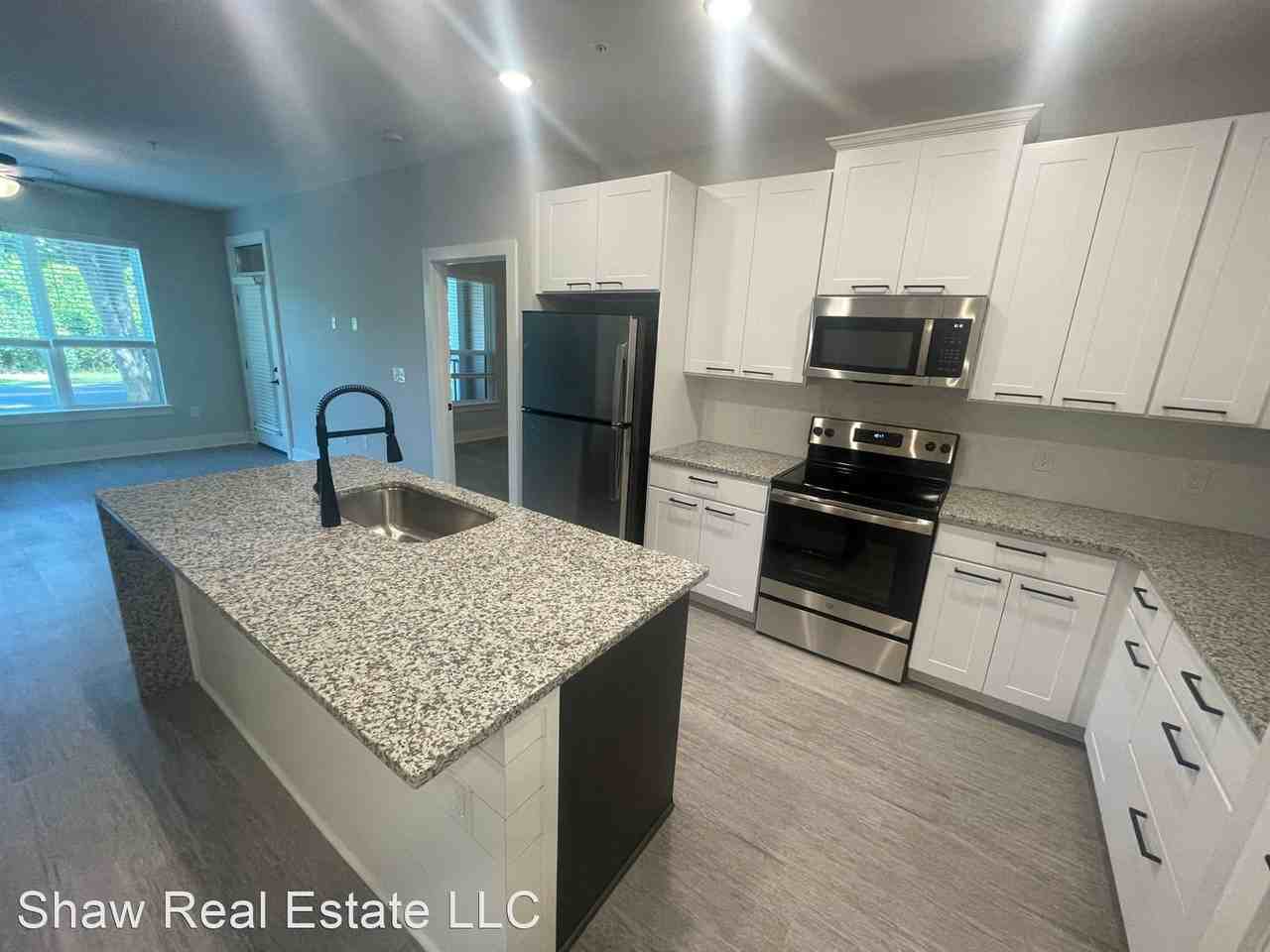 Franklin Forest New Construction 2 Bedrooms Apartments 202 Lullwater