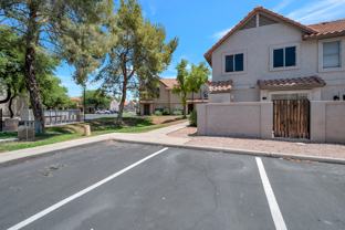 1961 N Hartford St #1012 - Photo 1 of 1