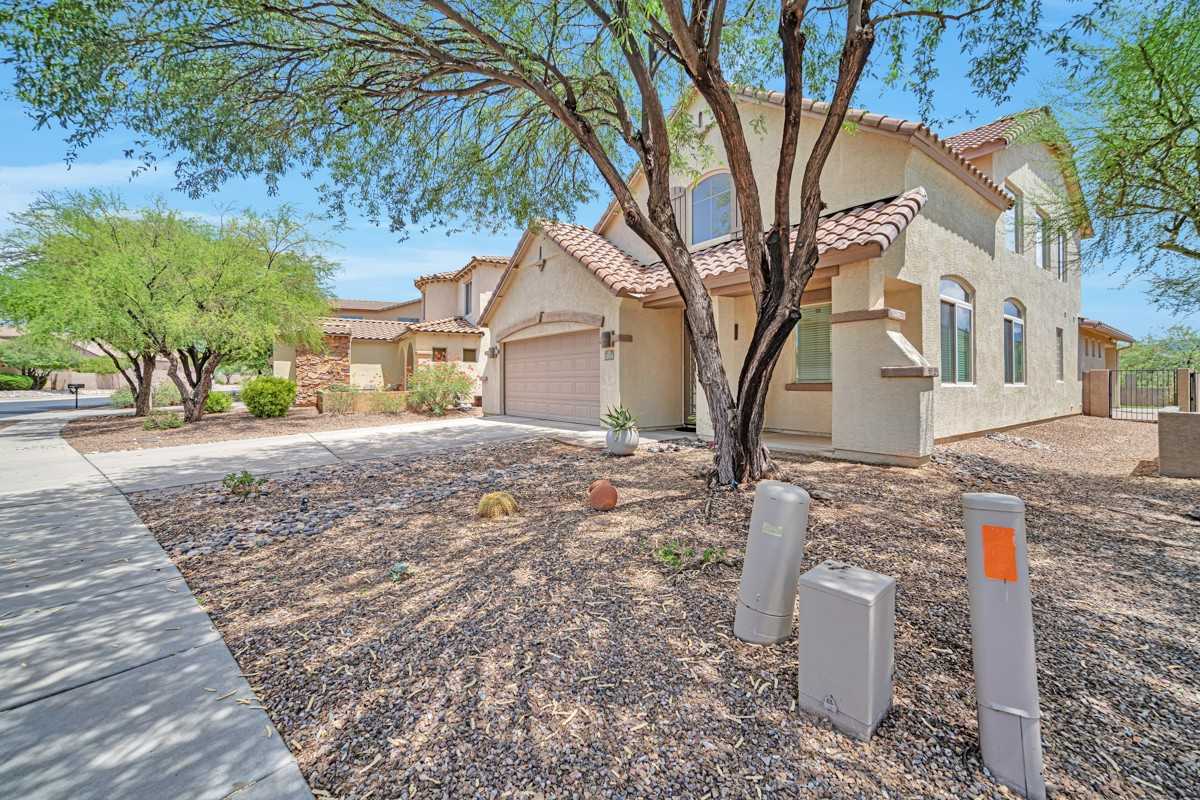12920 N Salt Cedar Dr - Photo 2 of 25