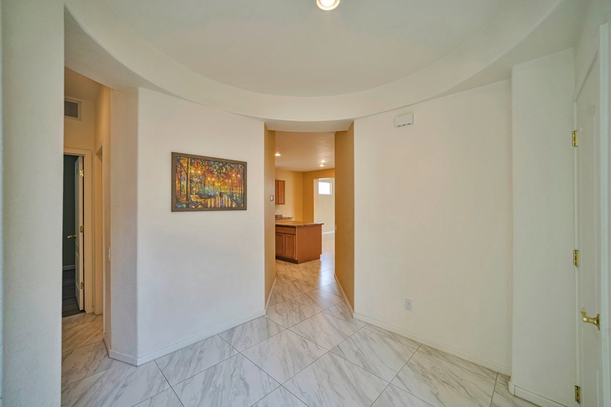 12920 N Salt Cedar Dr - Photo 6 of 25