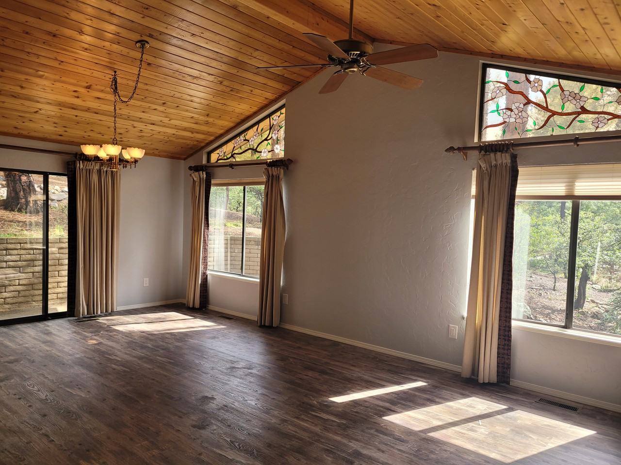 1945 Coyote Rd - Photo 2 of 7