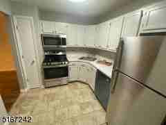 84 Maple Lane #84 - Photo 3 of 12