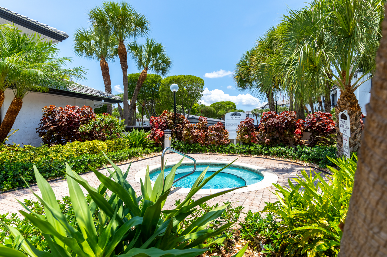 Valencia at Doral - Photo 5 of 49