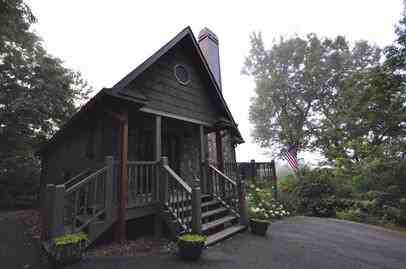 Grandview Drive 279 - Photo 3 of 42