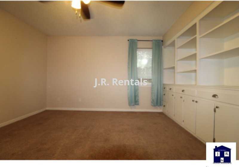 616 Manning Dr - Photo 6 of 20