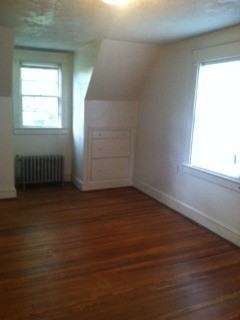 122 Maywood Ln - Photo 2 of 14