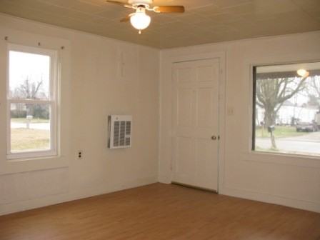 138 Reuben Ave - Photo 3 of 5