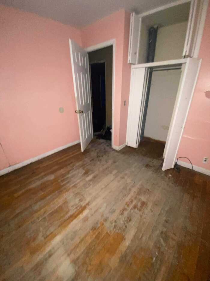 607 Thomas St - Photo 2 of 7