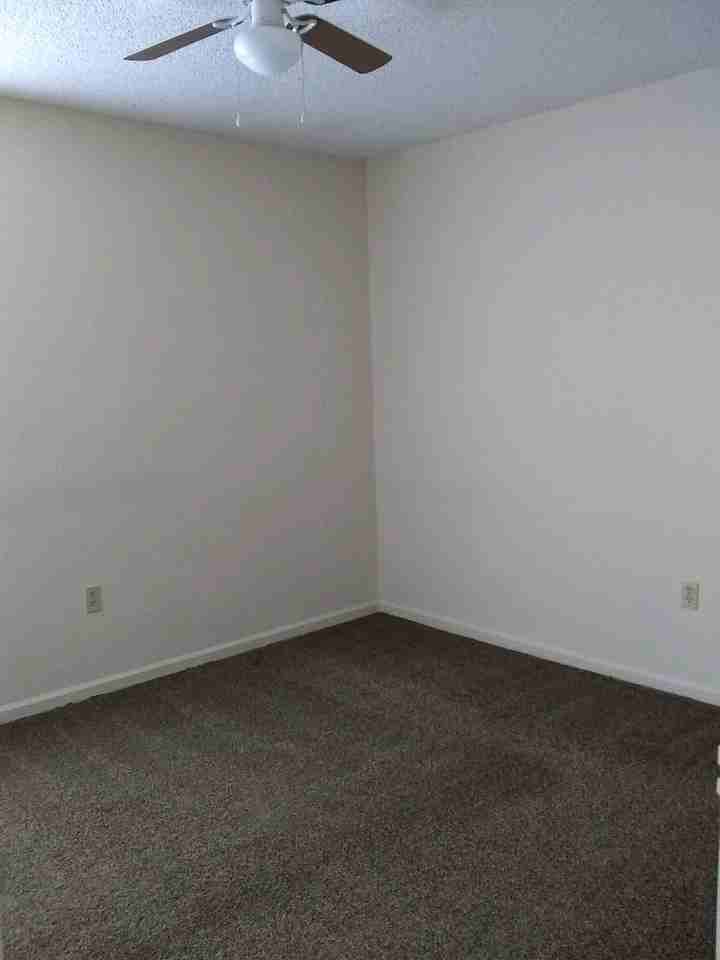 4211 Old Bemiss Rd #I1 - Photo 5 of 5