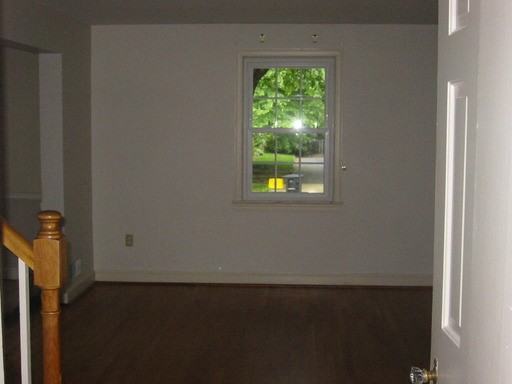 329 N Edison St - Photo 2 of 23