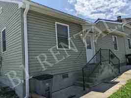 featured image of 210 5th St #1