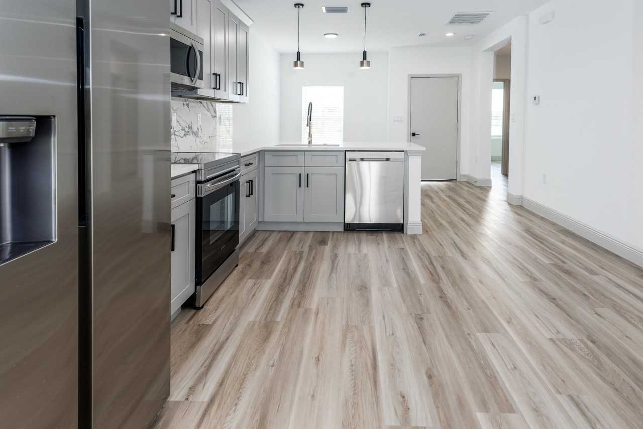 416 Bedlington Ct #416 - Photo 3 of 7