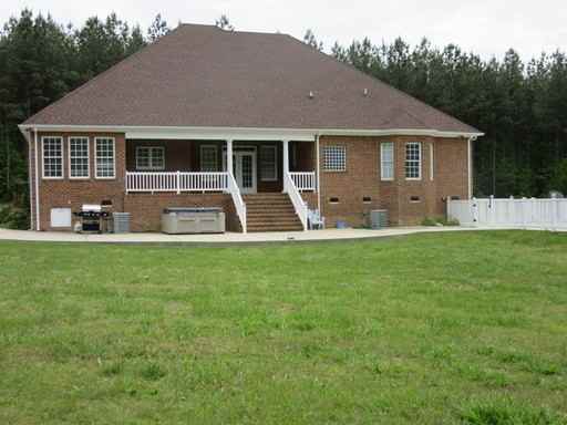 24049 Cabin Point Rd - Photo 3 of 23