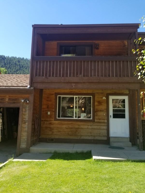 3107 Riverside Dr - Photo 2 of 20