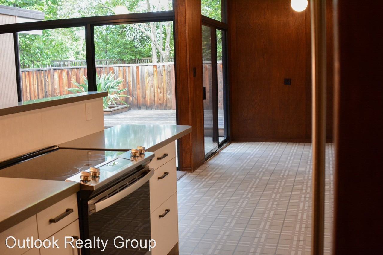 3407 Janice Way - Photo 3 of 18