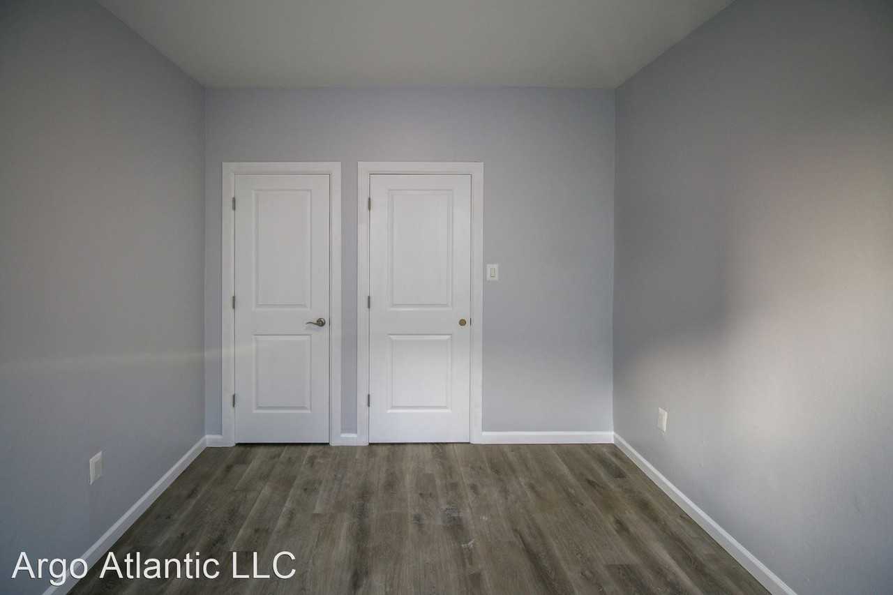 212 Atlantic Ave - Photo 2 of 5