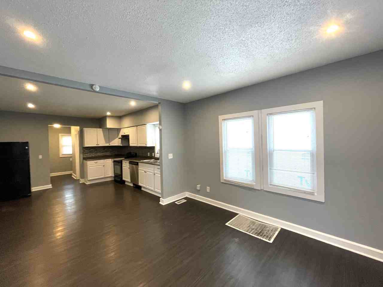 1632 Spann Ave - Photo 3 of 17